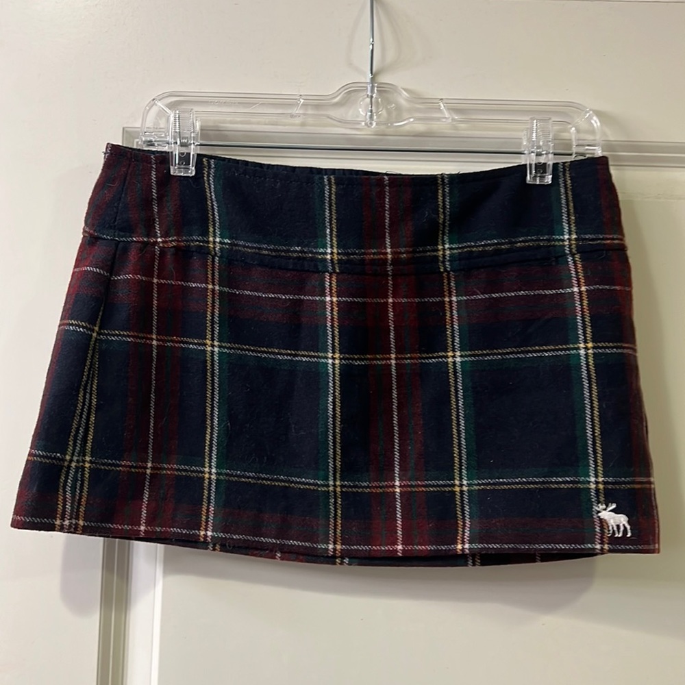 Abercrombie & Fitch plaid skirt